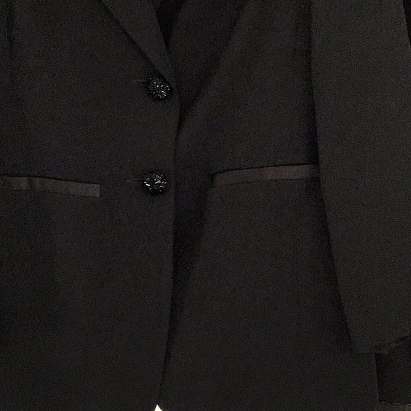 2 piece women’s cocktail suit - Picture 2 of 4